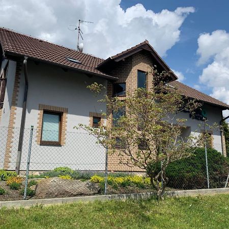 Eltako Penzion Karlsbad Buitenkant foto