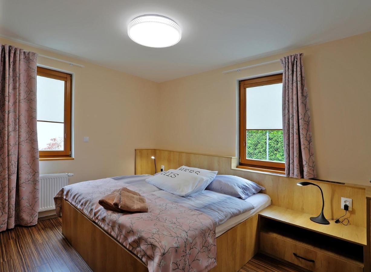 Eltako Penzion Karlsbad Buitenkant foto