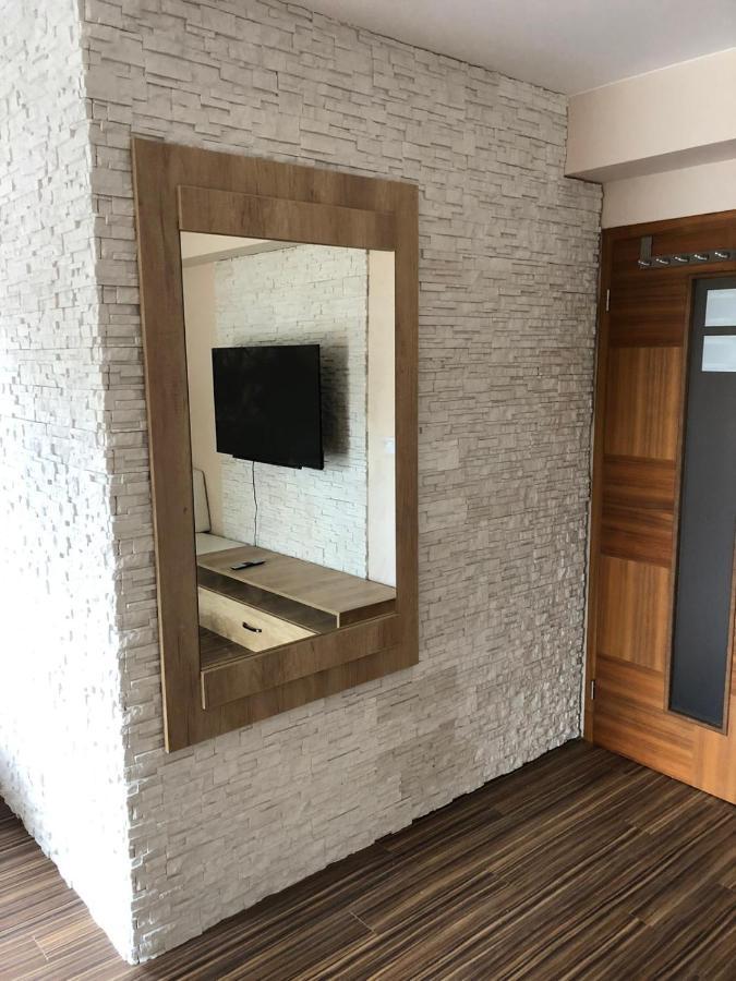 Eltako Penzion Karlsbad Buitenkant foto