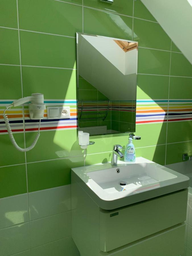 Eltako Penzion Karlsbad Buitenkant foto